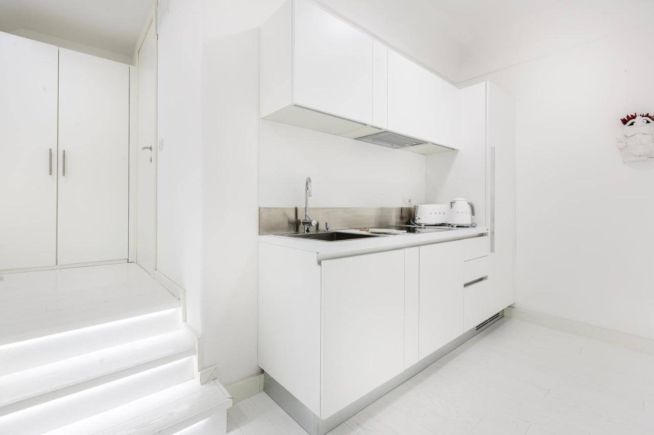 White Stylish Apartment 3 Vico Equense Extérieur photo