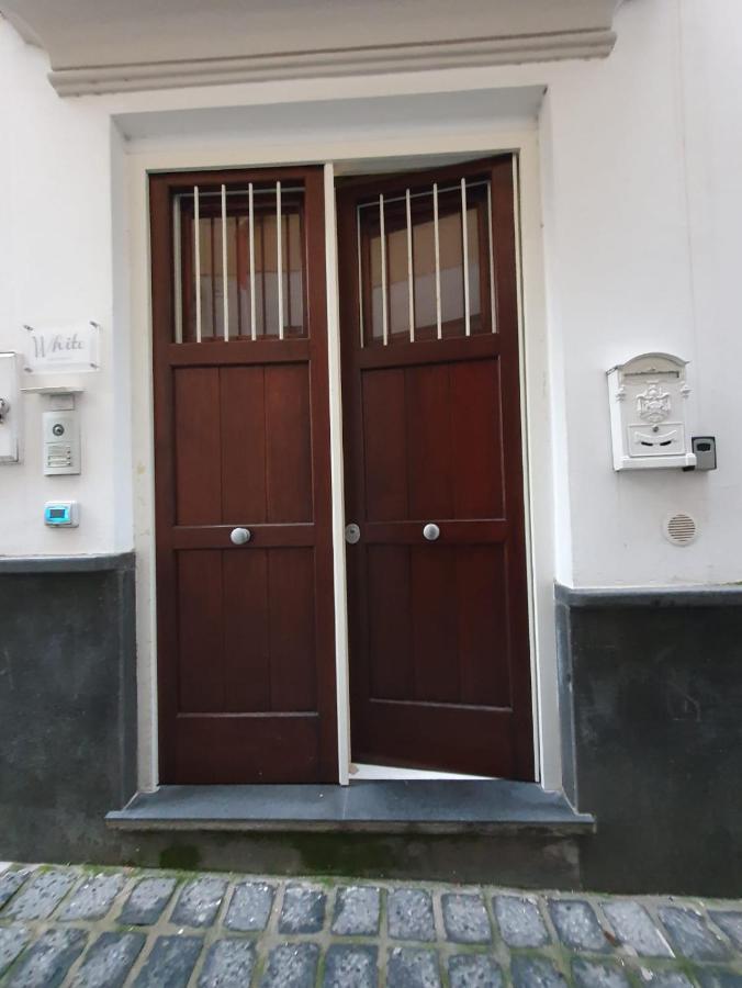 White Stylish Apartment 3 Vico Equense Extérieur photo