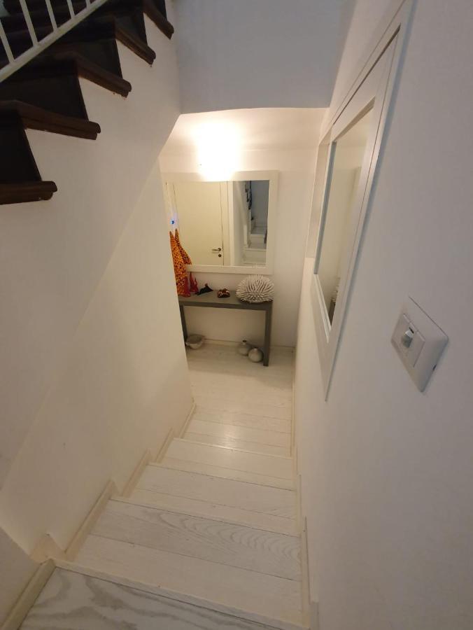White Stylish Apartment 3 Vico Equense Extérieur photo